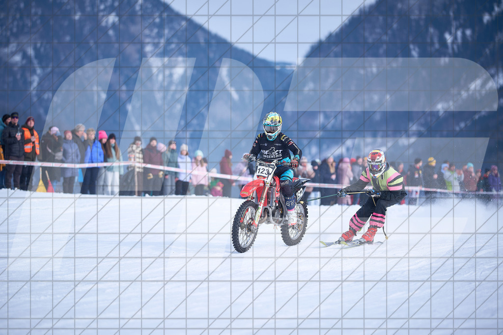 11. Holzknecht Skijöring | Skijöring am 24.01.2026: 11. Holzknecht Skijöring in Gosau am Dachstein, Oberösterreich, ÖsterreichFoto: © 2026 Martin Bihounek | mb-creative.eu