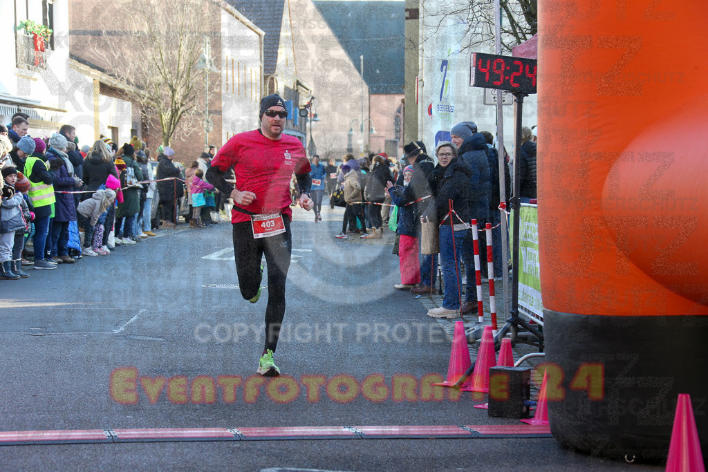 241201_1225_EX1_2067 | Sportfotografie im Rhein-Sieg Kreis, Köln, Bonn, NRW, Rheinland Pfalz, Hessen, etc. Unser Tätigkeitsfeld umfasst den Laufsport vom Volkslauf über den Marathon, Duathlon, Triathon bis zum Ultralauf wie Kölnpfad Ultra oder Schindertrail.