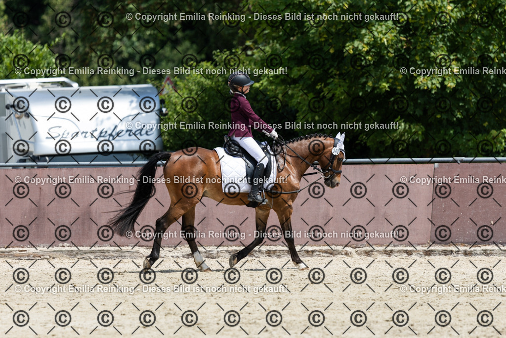 CL5A3690 | Emilia Reinking Fotografie - Realisiert mit Pictrs.com