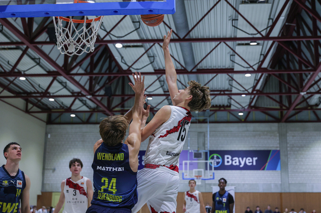 NBBL BAYER GIANTS vs EWE Baskets Juniors Oldenburg-111 | Fotos von Basketballspielen aus dem Raum NRW fotografiert von Gero Mueller-Laschet und Daniel Schaefer - Realisiert mit Pictrs.com