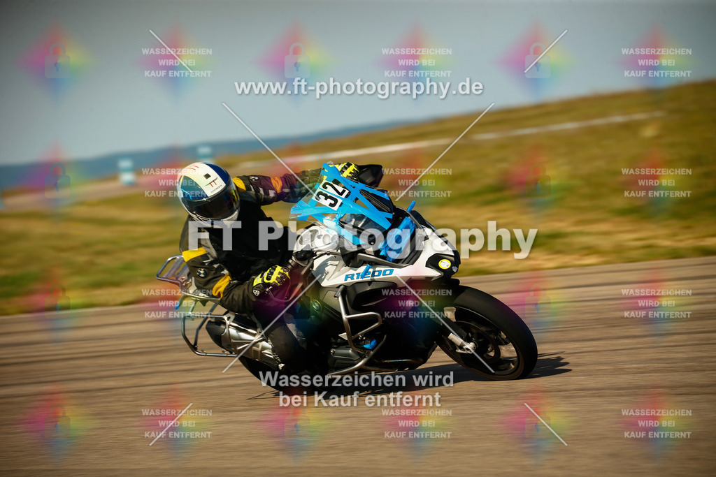 _MOT5780 | Hier findet Ihr Bilder von Touristenfahrten auf der Nürburgring Nordschleife oder von anderen Veranstaltungen die ich besucht habe. Viel Spass beim Durch Schauen 