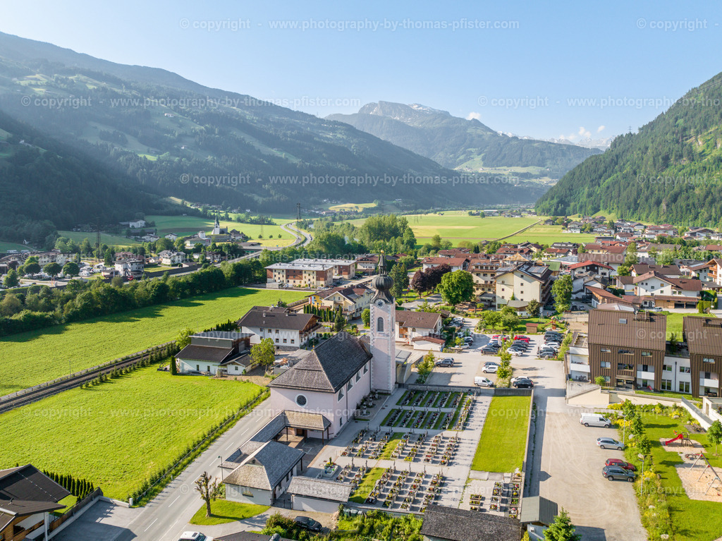 Aschau Kirche copyright  Thomas Pfister-2 | PHOTOGRAPHY BY THOMAS PFISTER