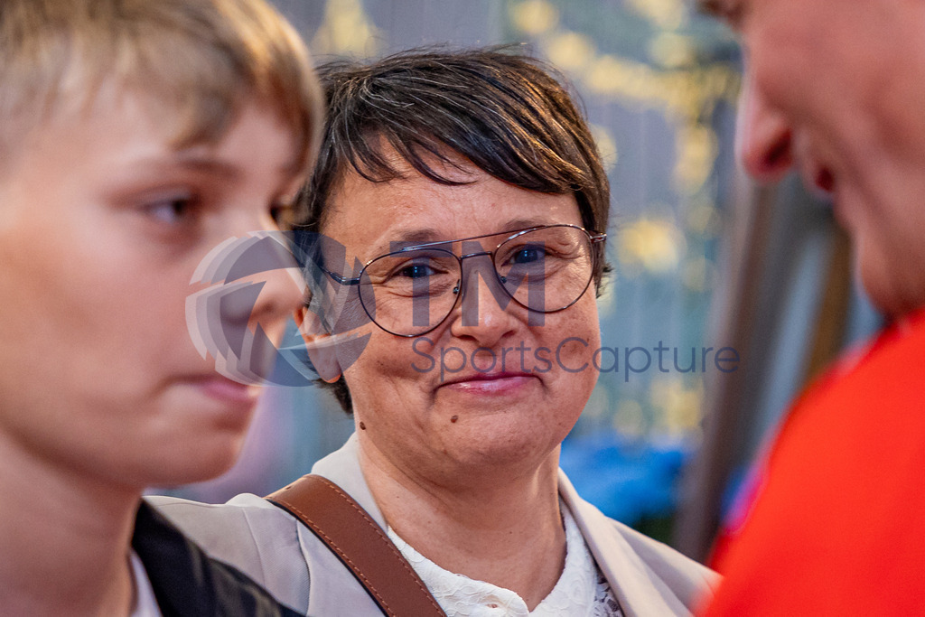 Trainproduction-20240519-1 | Firmung Klagenfurt-Dom 19.05.2024 10:30 Uhr