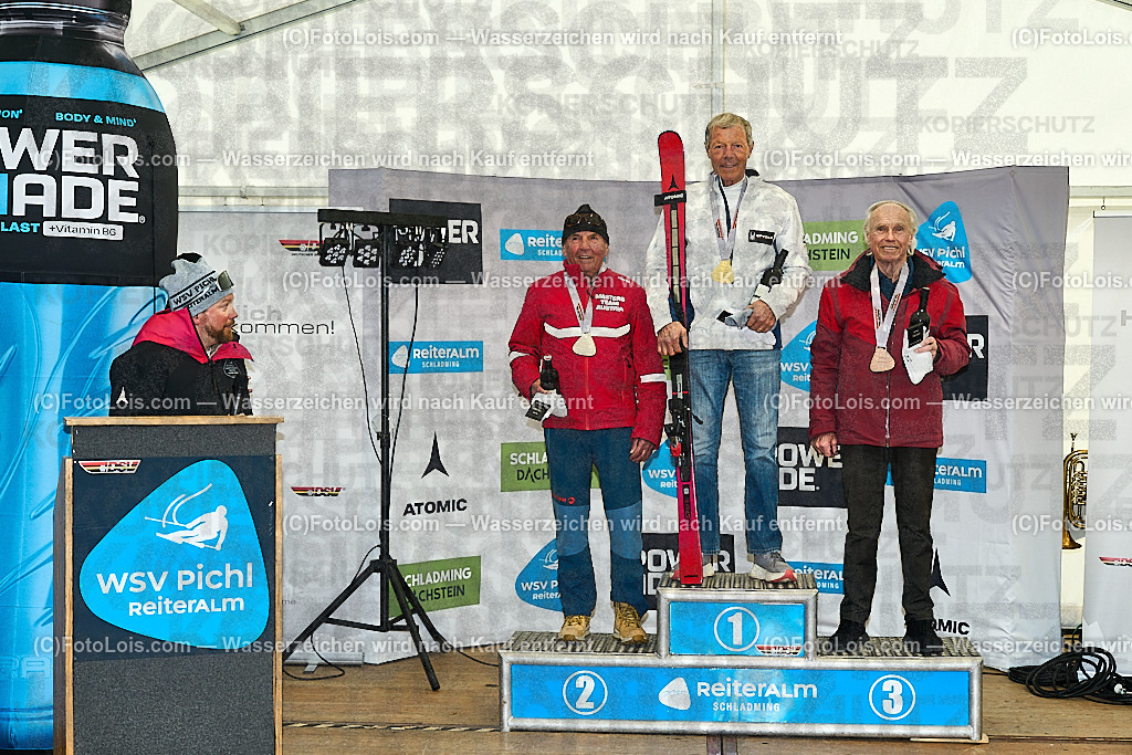 _ALP3083_MASTERS-WM_Reiteralm_SiegerB-GS | FISWORLD CHAMPIONSHIPSMASTERS ALPINE SKIING, 23. – 28. MÄRZ 2026 - REITERALM | STMK | AUT.   Veranstaltet vom Masters-Referat des Deutschen Skiverbandes (DSV). Durchführende Organisation: WSV Pichl-Reiteralm, unterstütutzt von den Bergbahnen REITERALM bei Schladming und SKI AUSTRIA.                            Disziplinen:  Super-G, GiantSlalom, Slalom.                                                 Kategorien:  A (Herrn 30-59 Jahre), B (Herrn ab 60 Jahre), C (Damen 30-59 Jahre), D (Damen ab 60 Jahre).                Rennstrecken:   Gasselhöhe und Muldenliftpiste auf der Reiteralm.