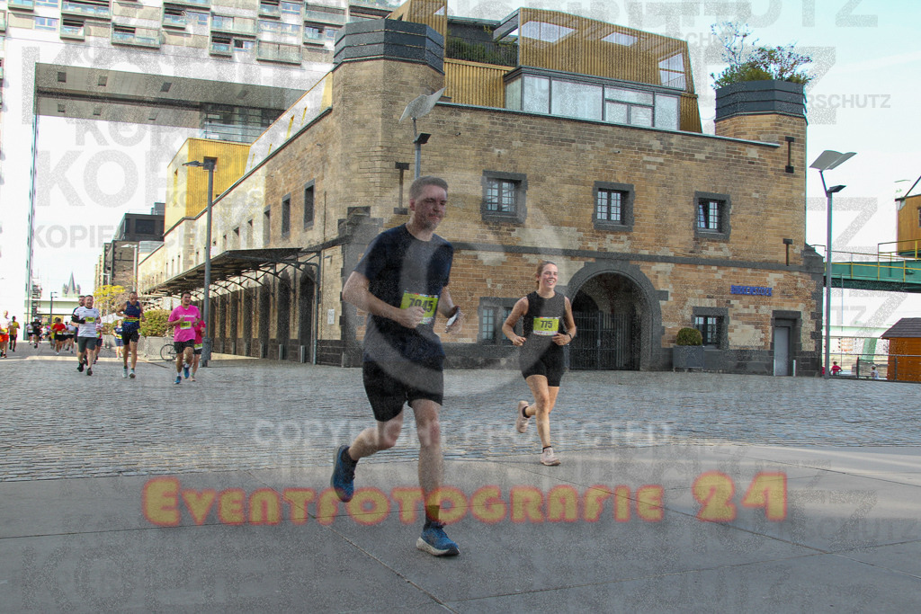 250920_1457_EV4_7703 | Sportfotografie im Rhein-Sieg Kreis, Köln, Bonn, NRW, Rheinland Pfalz, Hessen, etc. Unser Tätigkeitsfeld umfasst den Laufsport vom Volkslauf über den Marathon, Duathlon, Triathon bis zum Ultralauf wie Kölnpfad Ultra oder Schindertrail.