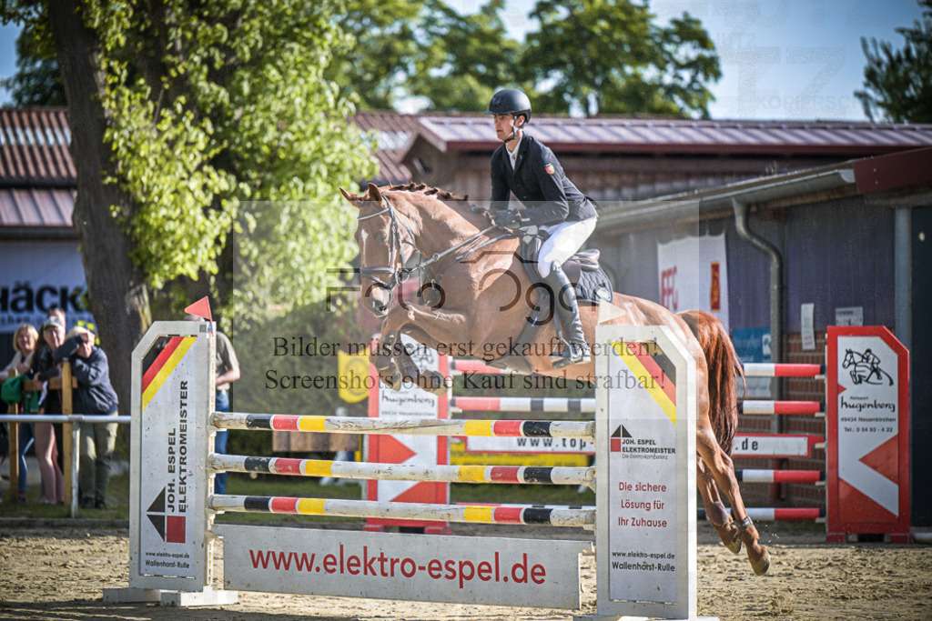 DOS_3619 | Entdecke hochwertige Reitturnierfotos von Foto Oger. Professionell, emotional und authentisch – jetzt Lieblingsmomente im Shop bestellen.Deutschlandweite Turnierfotografie. - Realisiert mit Pictrs.com