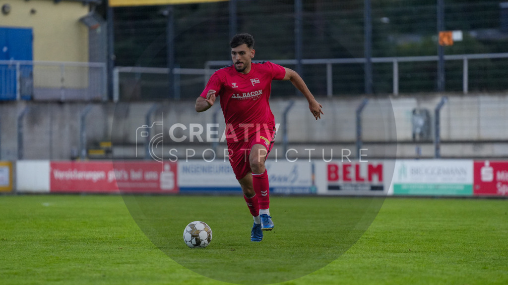 Fußball, Herren, Saison 2025/2026, Regionalliga Nordost, 8. Spieltag, FSV 63 Luckenwalde vs. FC Hertha 03 Zehlendorf, Dienstag 16.09.2025, Werner-Seelenbinder-Stadion Luckenwalde, | Fußball, Herren, Saison 2025/2026, Regionalliga Nordost, 8. Spieltag, FSV 63 Luckenwalde vs. FC Hertha 03 Zehlendorf, Dienstag 16.09.2025, Werner-Seelenbinder-Stadion Luckenwalde, Im Bild: Ernes Smailovic (Zehlendorf) - Realisiert mit Pictrs.com