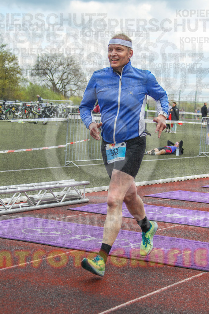 230423_1153_EV3_3208 | Sportfotografie im Rhein-Sieg Kreis, Köln, Bonn, NRW, Rheinland Pfalz, Hessen, etc. Unser Tätigkeitsfeld umfasst den Laufsport vom Volkslauf über den Marathon, Duathlon, Triathon bis zum Ultralauf wie Kölnpfad Ultra oder Schindertrail.
