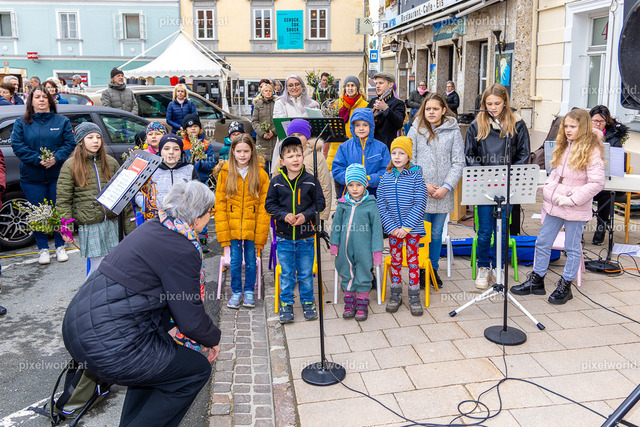 Palmbuschenweihe am Hauptplatz in Feldkirchen | Bildershop von pixelworld.at - Realisiert mit Pictrs.com
