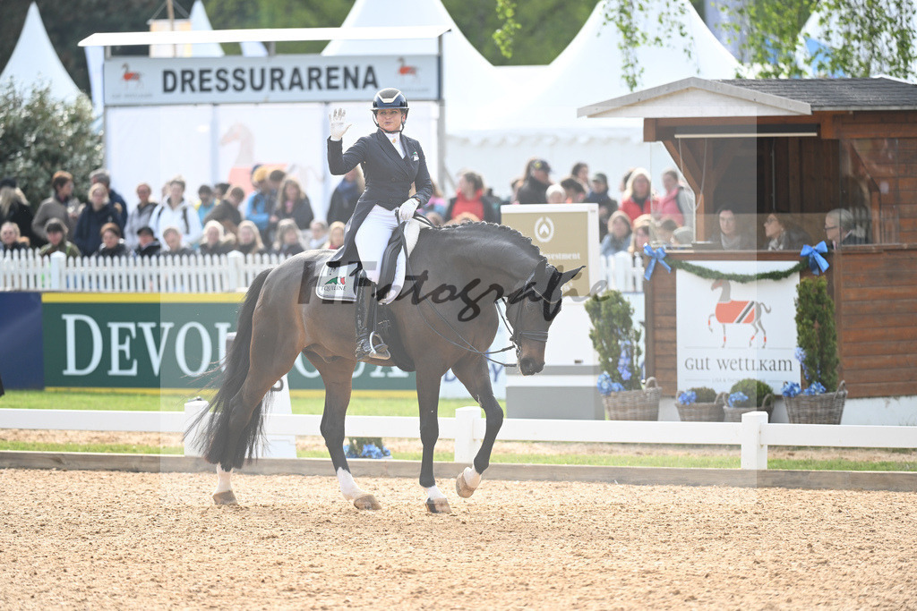 Schneider_First Romance_11232935 | hf-fotografie - Realisiert mit Pictrs.com