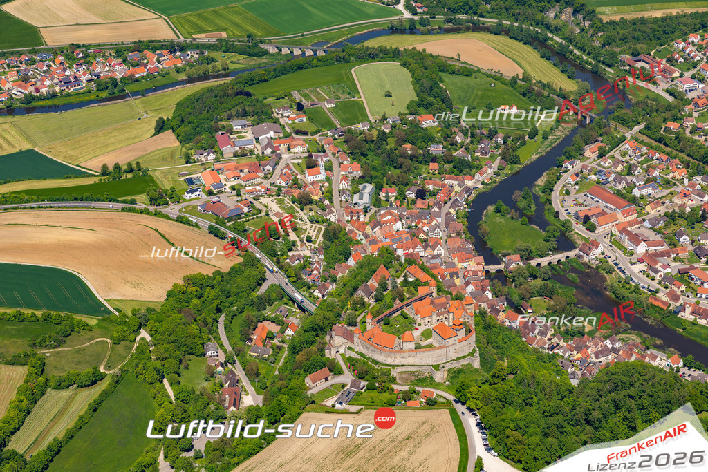Das Luftbild der Stadt Harburg wurde 2021 vom Flugzeug heraus erstellt (keine Drohne) Aufnahmehöhe ca.450 Meter- hohe Bildauflösung und Druck-Qualität garantiert!