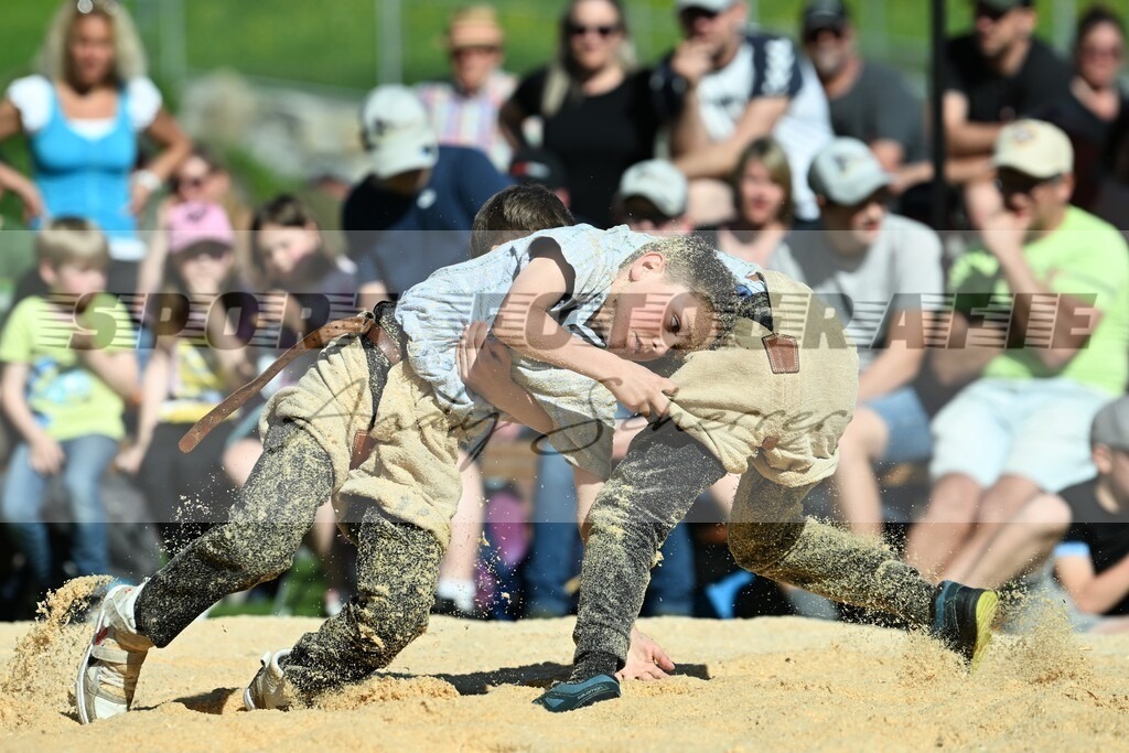 DSC_4802aaaa | Kaufen Sie Sportbilder im Onlineshop von Andy Scherrer Sportfotografie. Faszinierende Bilder von Sportevents aus der ganzen Schweiz. Fussball, Frauenfussball, Unihockey, Handball, Schwingen und weiteren Sportarten. - Realisiert mit Pictrs.com