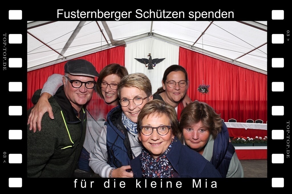 top-top.de 240928-053 | Foto, Video, Fotografie, Videografie, Fotobox, DJ, Discjockey, Musik, Musikbox, Veranstaltung, Photobooth, Amazon, Ebay, Buchtipp, Bestseller, Autor, Verlag, Buch, Wesel, Hamminkeln, NRW, Dinslaken, Rees, Drohne, Hochzeit, Party, Fotobox, Wesel, Fotograf