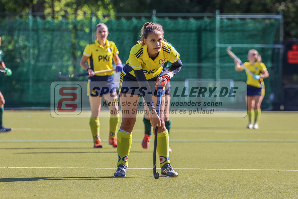 Raffelberg-Braunschweig-32 | Anna Viktoria Krause (Eintracht Braunschweig #15), Club Raffelberg - Eintracht Braunschweig am 17.9.2022 in der Hockeyanlage Club Raffelberg, Duisburg