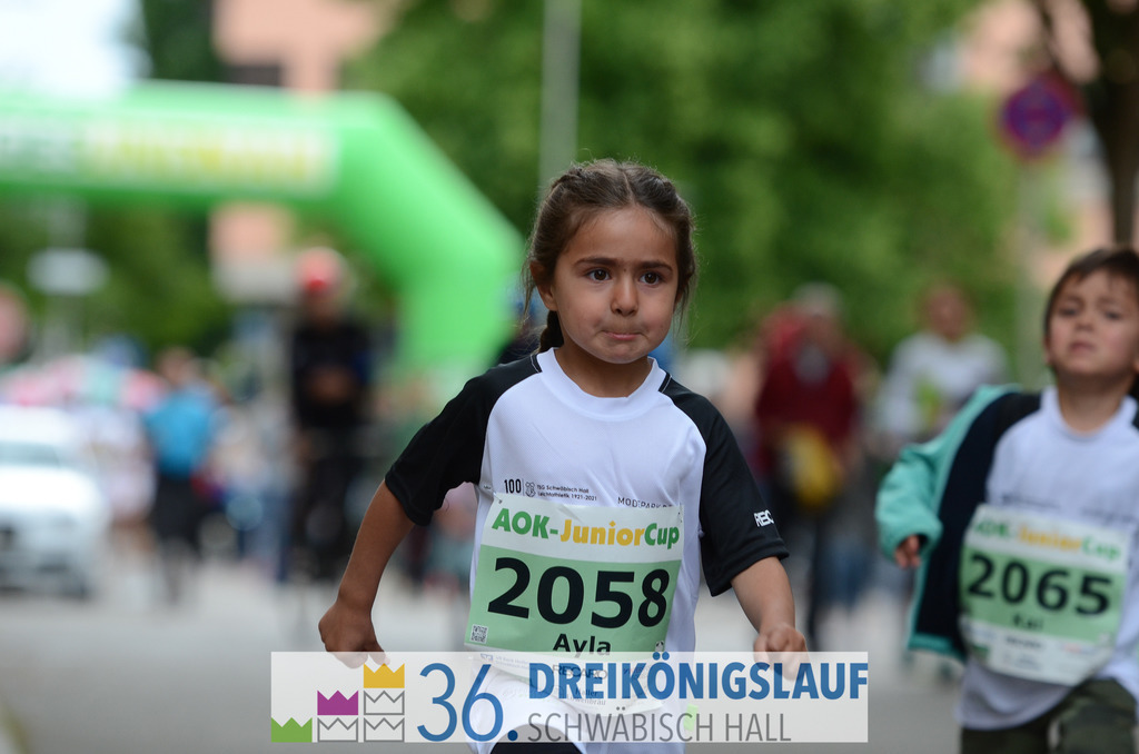 AOK Junior Cup 400m | 3Königslauf 2022 AOK Junior Cup 400m - Realisiert mit Pictrs.com