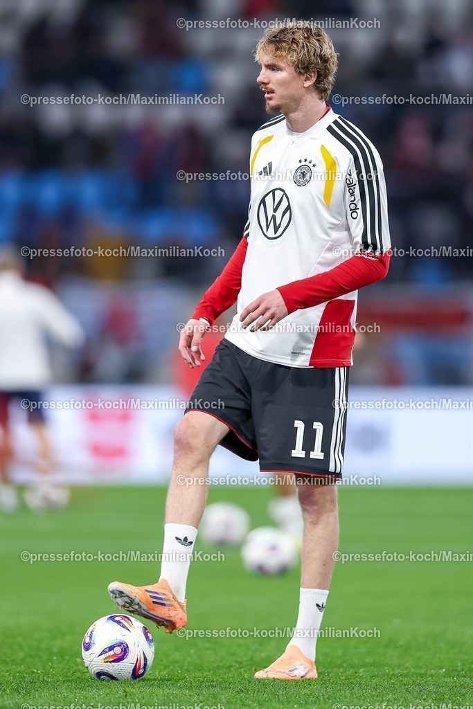 DFB14112503078 | 14.11.2025, Fußball, Länderspiel, WM-Qualifikation Europa, Deutschland - Luxemburg, Stade de Luxembourg (Croix de Gasperich, Luxemburg), 9. Spieltag, Saison 2025 2026: Nick Woltemade (GER #11)  Regulations prohibit any use of photographs as image sequences and or quasi-video.