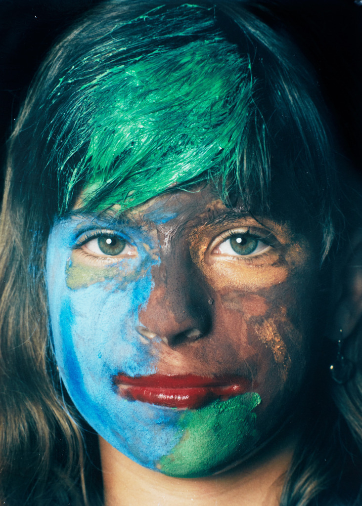 084art_Bee-Braxm_1241 | Werk aus  dem Jahr 1994   Nach einer Aktion im Ritterhausmuseum Offenburg. Kunstmaler Rainer Braxmaier und Modefotograf Wilfried Beege.