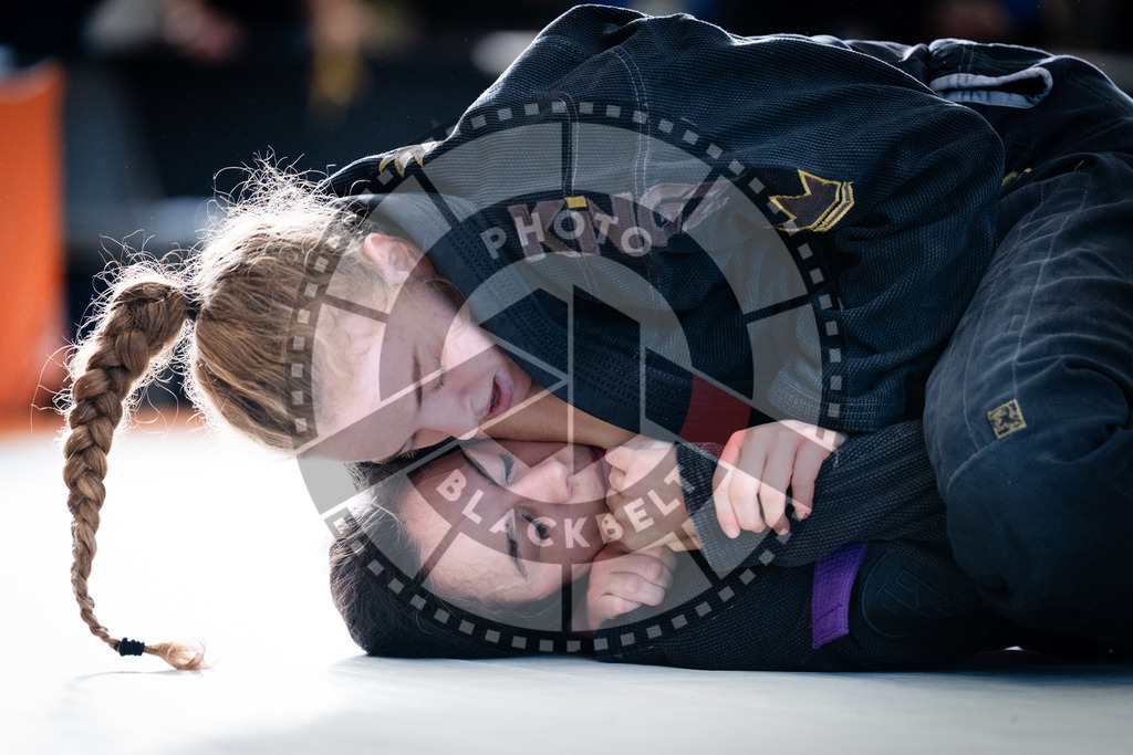 20251122PBB11855 | Athletes compete during the Grappling Industries Berlin Jiu-Jitsu and Grappling Championship, on November 22, 2025 in Berlin, Germany. © photoblackbelt