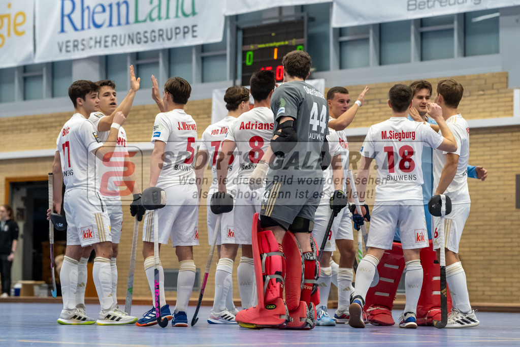 SFE_20240106_0021 | Neuss, Deutschland, 06.01.2024:  in Aktion waehrend des Spiels der Halle 1. Bundesliga Herren zwischen SW Neuss vs Rot-Weiss Köln im Stadionhalle (SW Neuss) am 06.01.2024 in Neuss, Deutschland. (Foto von Stephan Fehrmann)

Neuss, Germany, 06.01.2024:  in action during the game of Halle 1. Bundesliga Herren between SW Neuss vs Rot-Weiss Köln in Stadionhalle (SW Neuss) at 06.01.2024 in Neuss, Deutschland. (Foto von Stephan Fehrmann)