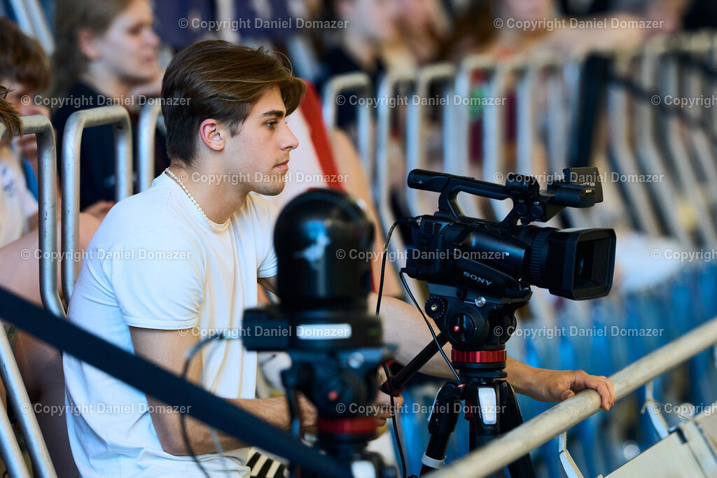 IYDMD2025_20250426142217_R62_7768_1 | Fotograf aus Berlin. Sport-, Event- und Porträtfotografie. In Zeiten sich immer weiter verbreitender Bildgeneration durch KI lege ich meinen Fokus auf authentische Darstellungen. - Realisiert mit Pictrs.com
