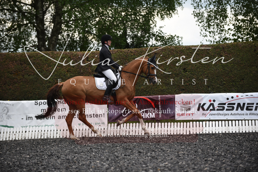 20230513_JK-Röhrsdorf-15-167 | Pferde- und Turnierfotografie in Westsachsen. Pferdeportraits, Auftragszeichnungen und intuitive Kunst.