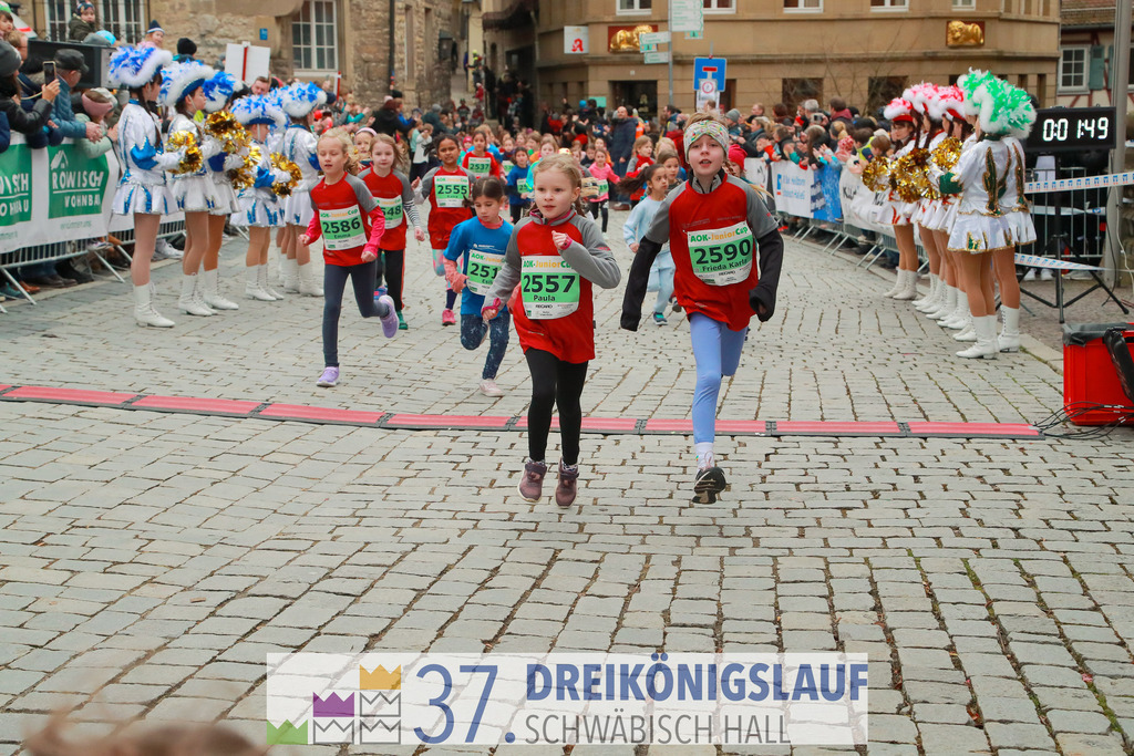 AOK JuniorCup 400m | 3Koenigslauf 2023 - Realisiert mit Pictrs.com
