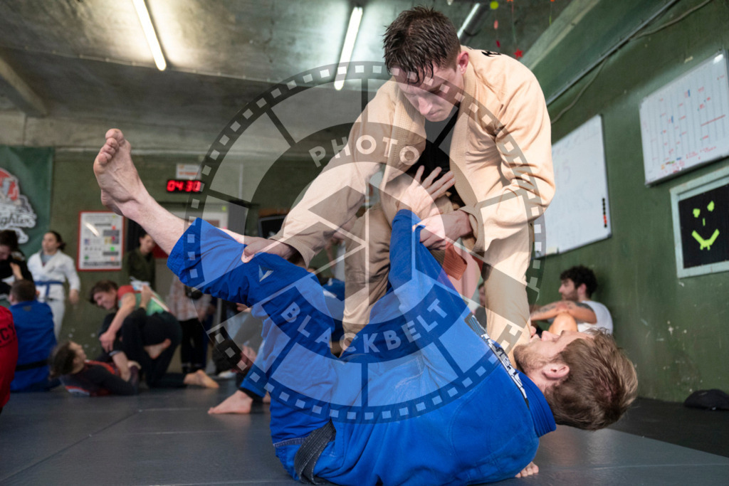 20240413PBB7134 | Fighters compete during the Grapplethon 24hours of rolling for a reason in Hamburg, Germany, on April 13, 2024.