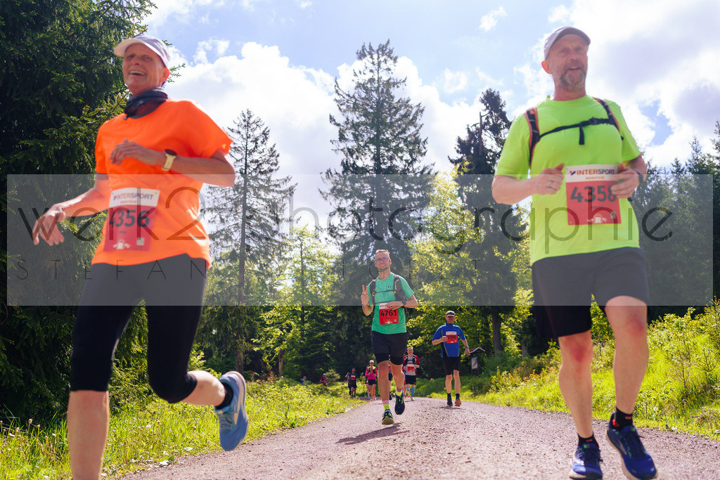 Rennsteiglauf Marathon 2025 | Marathon von Neuhaus/Rwg. nach Schmiedefeld/Rstg. am 17. Mai 2025