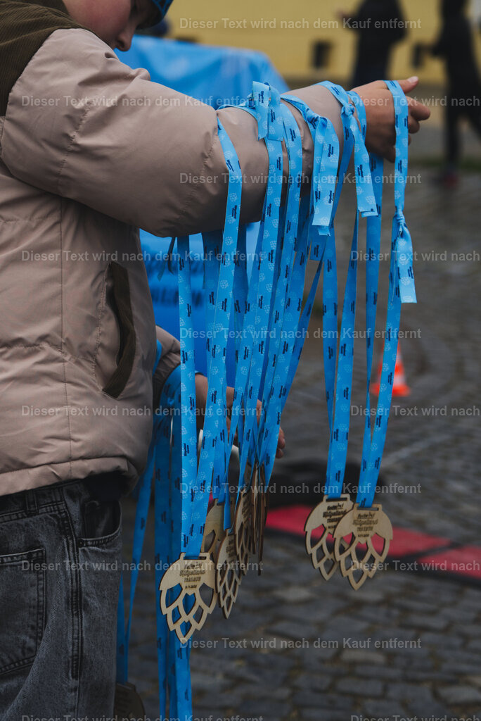 cineathletes-huegelland-2025-11-09-13-09-15 | Sportfotografie rund um Obstacle Course Racing und Trail Run - Realisiert mit Pictrs.com