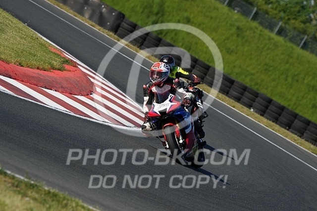 2025_05_12_PBK_16499 | Sportfotografie; SlowMotion; Video; Rennstrecke; Hafeneger; Speer; Racing; RSE; BMW; CBO; Trackday; Motorsportarena; Hockenheimring; Brno; Most; Barcelona; Valencia