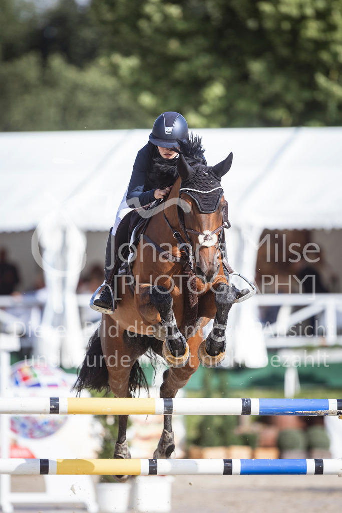 240712_BHO_ZweiPh-M2-2-600 | Deine schönsten Turniermomente als professionelle Fotos! Entdecke hochwertige Pferdesport-Fotografie im Online-Shop. Jetzt Fotos finden & bestellen!