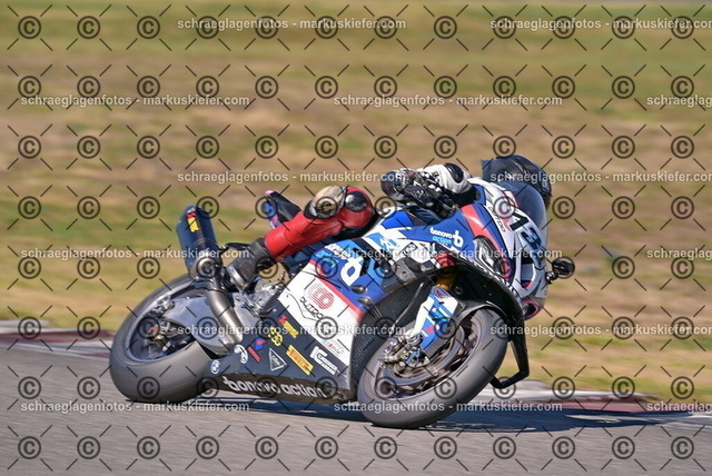 26bt05-0179 | markuskiefer.com - Realisiert mit Pictrs.com