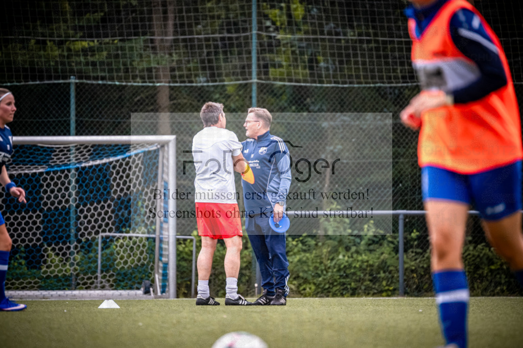 SG Holzhausen / Schölerberg / TuS Nahne - SV Harderberg | Fr.-BZP Weser-Ems · SG Holzhausen / Schölerberg / TuS Nahne - 1. Damen · Sportplatz Auf dem Volke - Realisiert mit Pictrs.com