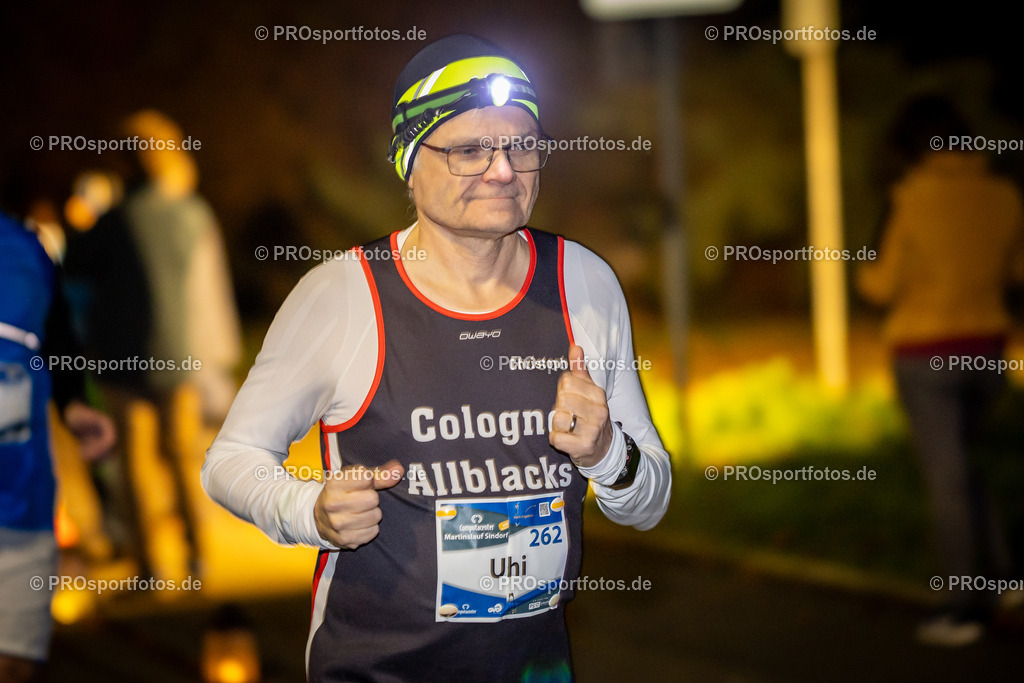 Martinslauf Sindorf 2023 in Kerpen-Sindorf, 09.11.2023 | Impressionen vom Martinslauf Sindorf 2023 am 09.11.2023 in Kerpen-Sindorf (Nordrhein-Westfalen).