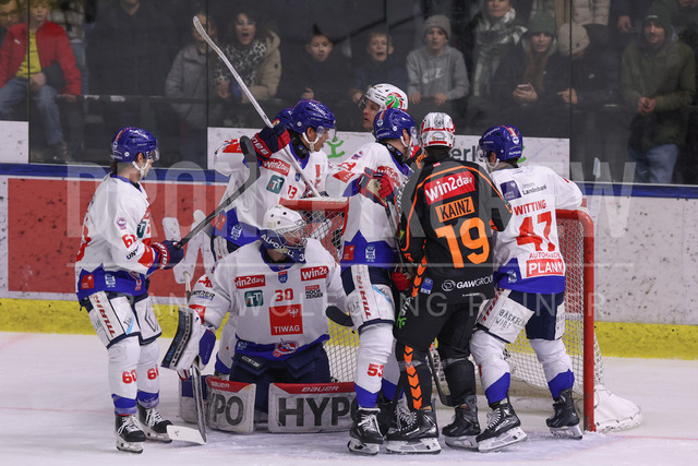 ICE Hockey League: Moser Medical Graz 99ers vs HC TIWAG Innsbruck – Die Haie | Graz, Austria,31.Jan.26 - ICE HOCKEY - ICE Hockey League, Graz 99ers vs HC Innsbruck. The image shows game action.