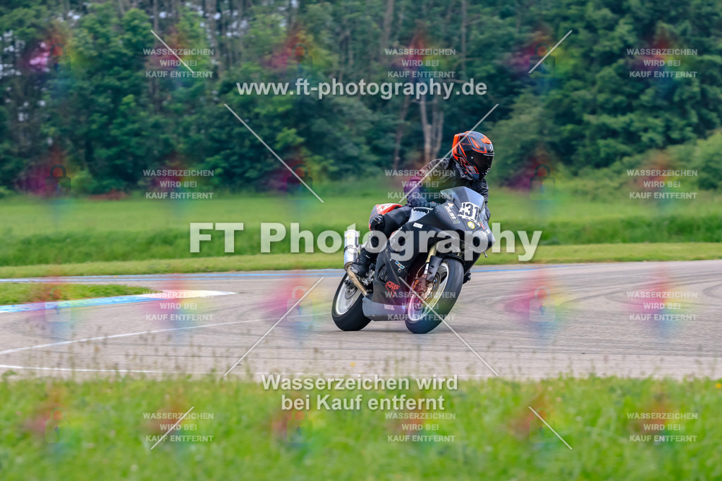 MotoTeam-8003 | Hier findet Ihr Bilder von Touristenfahrten auf der Nürburgring Nordschleife oder von anderen Veranstaltungen die ich besucht habe. Viel Spass beim Durch Schauen 