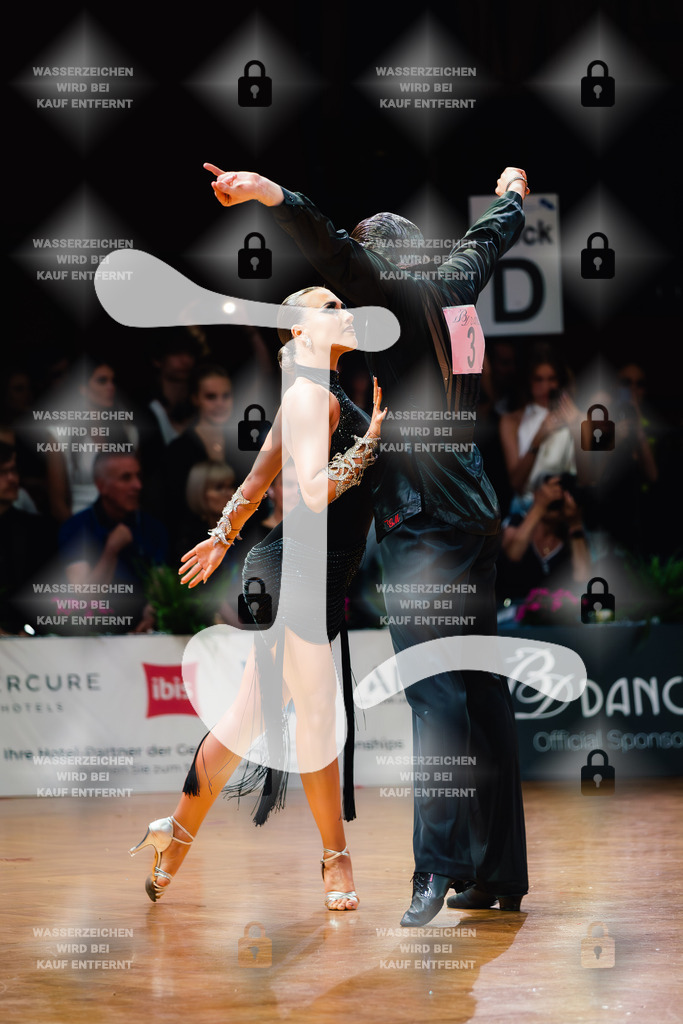 GOC 2025 - WDSF GrandSlam Latin 26th (3) Justin Lauer _ Rita Schumichin (Germany)-2025-08-23-3633 | Webshop for digital downloads and prints of dance sport, event & show photographer Julian Link - Realisiert mit Pictrs.com