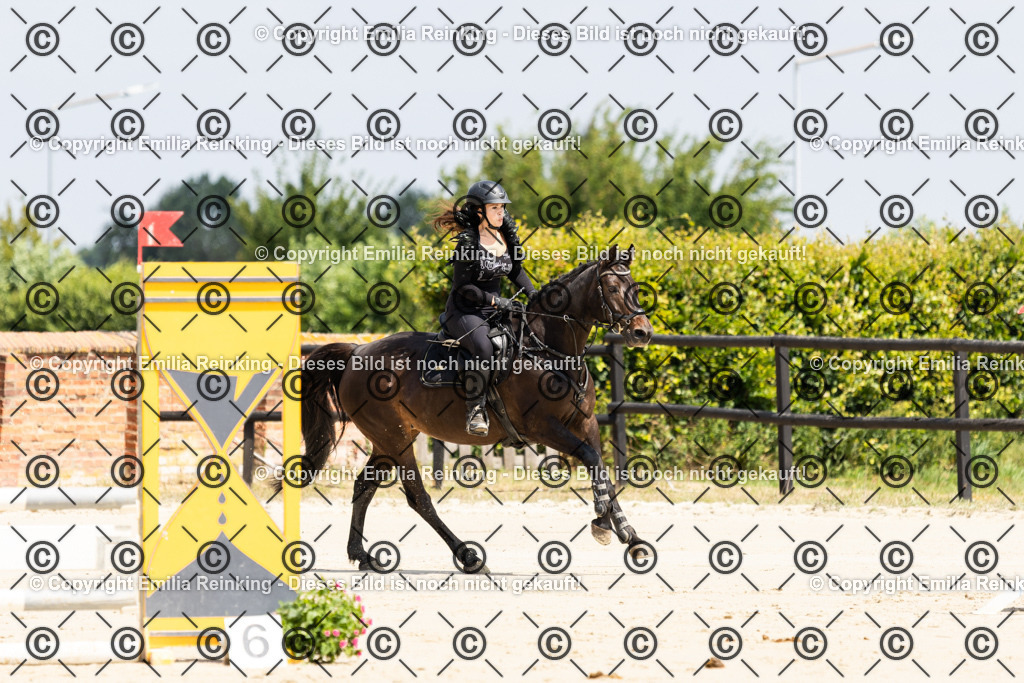 CL5A7224 | Emilia Reinking Fotografie - Realisiert mit Pictrs.com