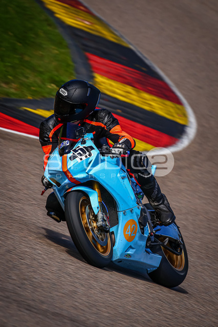 0000-250918SR-001_ | Deine Full-Service-Agentur für ✔️Videoproduktionen und ✔️Motorsportfotografie Jetzt Angebot anfragen!