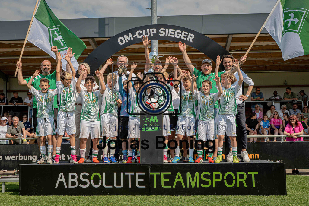 Fußball I E-Junioren I Saison 2025-2026 I OM-Cup Lüsche I Sonntag  I 25493 | jns.sportfotos - Realisiert mit Pictrs.com