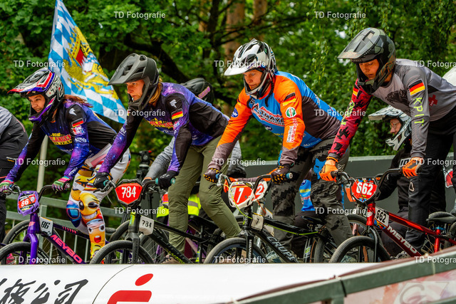 BayBMX2026-06081 | Fotogalerie von Thomas Dettweiler mit Eventbildern und lizenzfreien Fotos. Perfekt als Wandbild, für Büro, Website oder private Nutzung. - Realisiert mit Pictrs.com