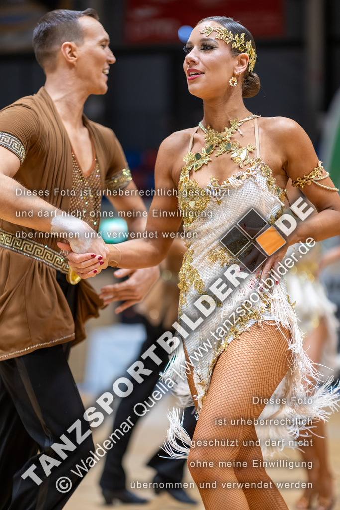 20260328-02015 | Hier finden Sie Tanz Bilder vom Latein und Standard Formationen tanzen. Sportbilder vom Tanzsport. Schöne Fotos und von Weltmeisterschaft, Europameisterschaft, Bundesliga, Regionalliga, Oberliga und Landesliga sowie von GOC Stuttgart, DanceComp, WM Bremen