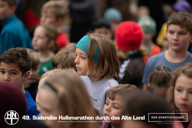 Süderelbe Halbmarathon 2025 I 09.11.2025 I Fotograf_DerSportfotograf.I 00112 | Der Sportfotograf. - Realisiert mit Pictrs.com