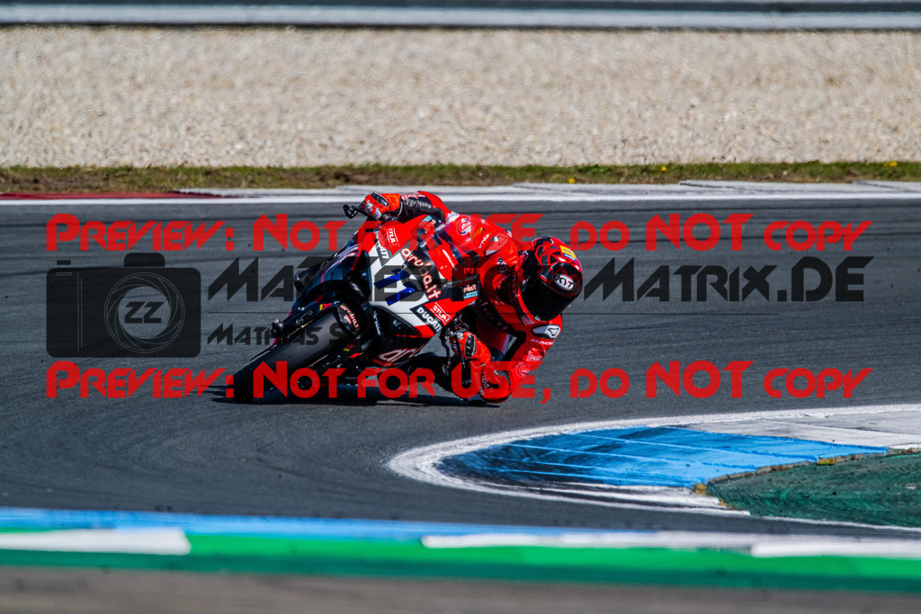 MaZZes_Fotomatrix-220423-91271 | Fotograf Mathias Schmid
Sportfotograf,
Eventfotograf,
Hochzeitsfotograf,
Portraitfotograf