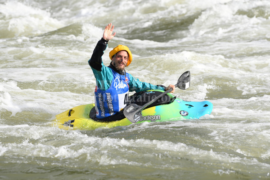 ICF CANOE FREESTYLE WORLD CUP 1 / PLATTLING | 2024 ICF CANOE FREESTYLE WORLD CUP 1 / PLATTLINGMen's Kayak Surface Final Bartosz CZAUDERNA (Poland) #49 - Realisiert mit Pictrs.com