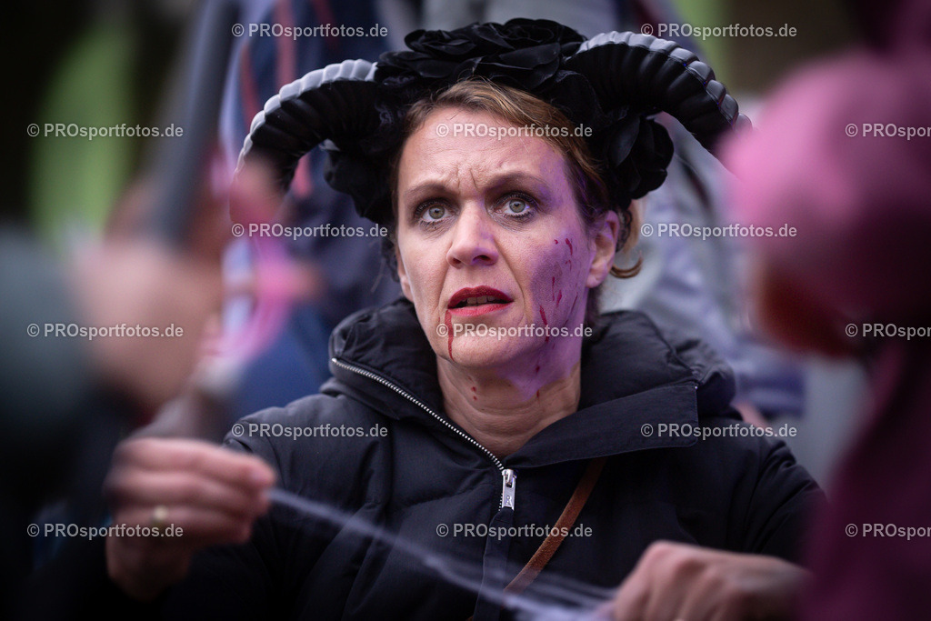 Halloween Run 2025 in Koeln, 31.10.2025 | Impressionen vom Halloween Run 2025 am 31.10.2025 in Koeln (Forstbotanischer Garten Rodenkirchen). Foto: Axel Kohring/Beautiful Sports