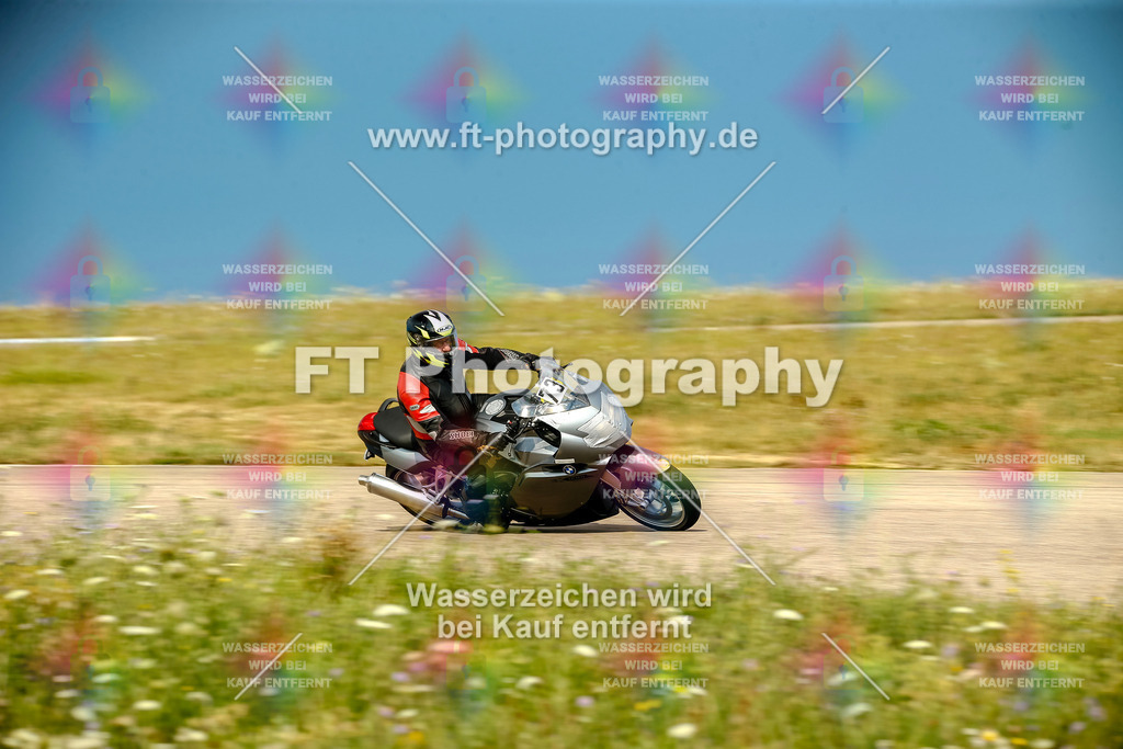 Chambley Juli-0620 | Hier findet Ihr Bilder von Touristenfahrten auf der Nürburgring Nordschleife oder von anderen Veranstaltungen die ich besucht habe. Viel Spass beim Durch Schauen 