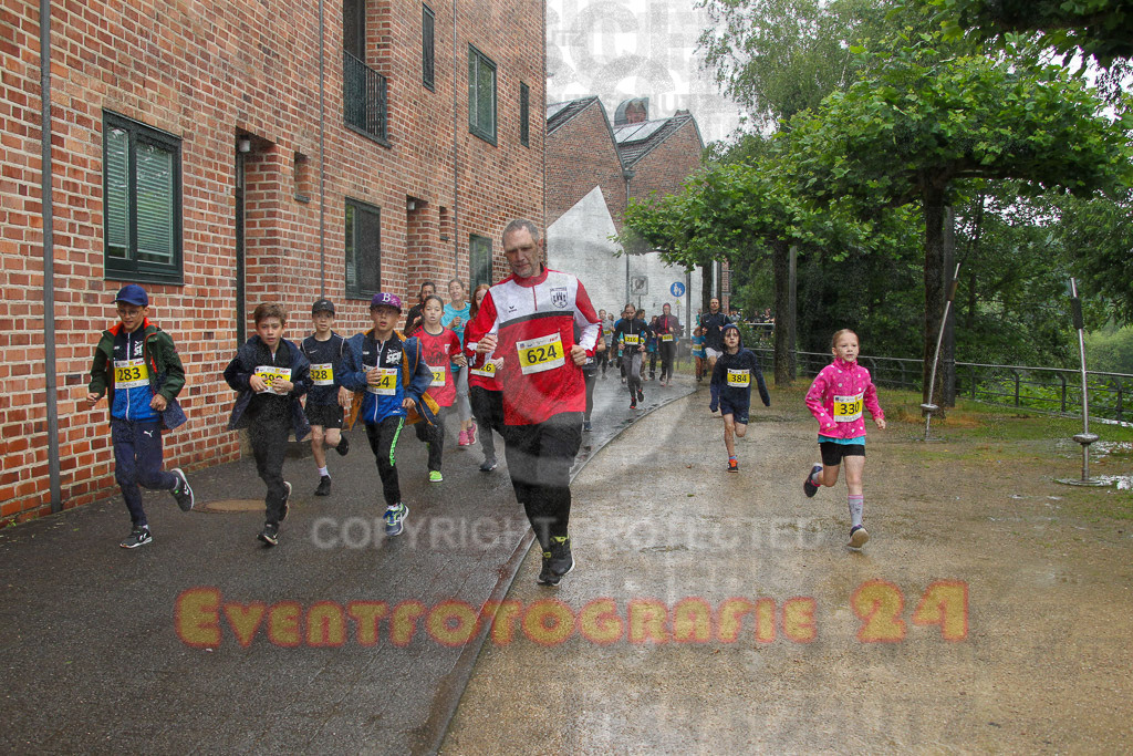 240622_1026_EV4_0145 | Sportfotografie im Rhein-Sieg Kreis, Köln, Bonn, NRW, Rheinland Pfalz, Hessen, etc. Unser Tätigkeitsfeld umfasst den Laufsport vom Volkslauf über den Marathon, Duathlon, Triathon bis zum Ultralauf wie Kölnpfad Ultra oder Schindertrail.