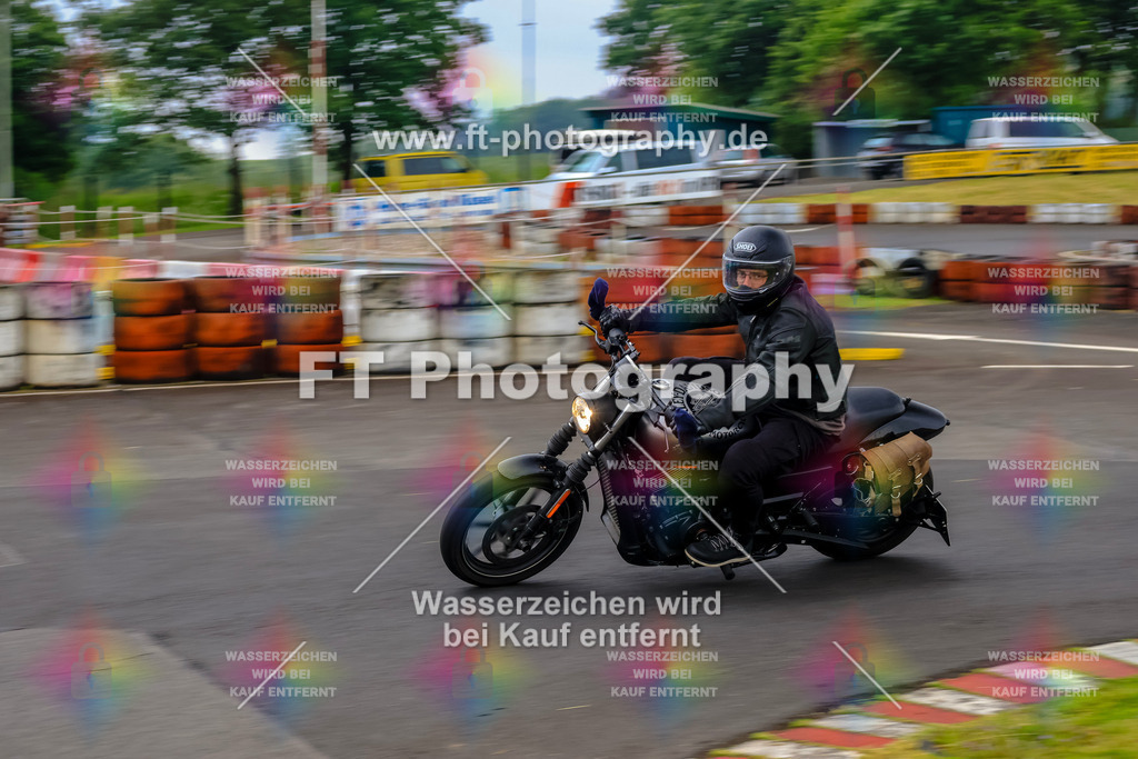 OBK-5445 | Hier findet Ihr Bilder von Touristenfahrten auf der Nürburgring Nordschleife oder von anderen Veranstaltungen die ich besucht habe. Viel Spass beim Durch Schauen 