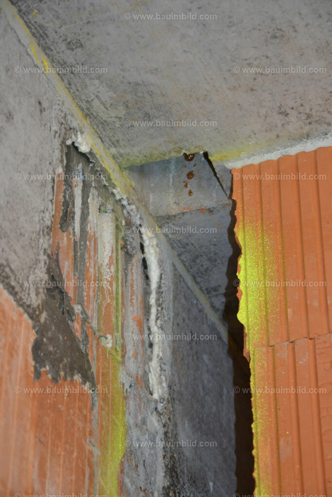 bib-lg07-mauerarbeiten-0250 | Nach LV-Leistungsgruppen sortierte Detailfotos über den Bau eines Hauses. Alle Hausbau-Bilder direkt vom Urheber und Autor der Website Haus-Selber-Bauen.com